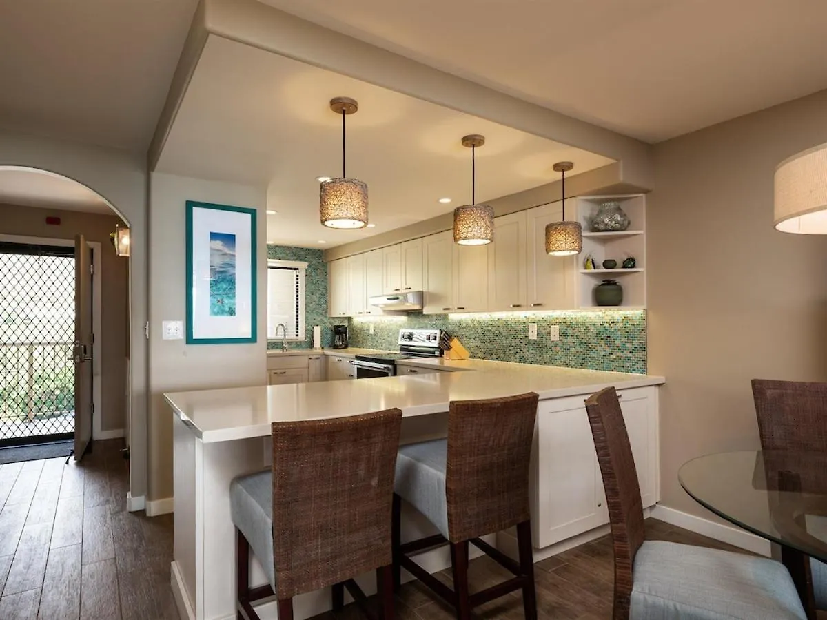 Holiday home Ma'Alaea Kai 408 — Fully Remodeled — Designer Fini Villa Wailuku